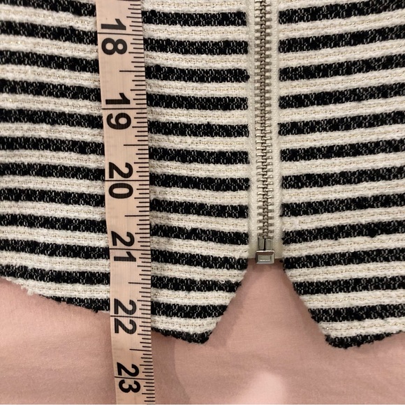 H&M jacket black and white gold metallic striped fitted zip-front blazer - Picture 14 of 16